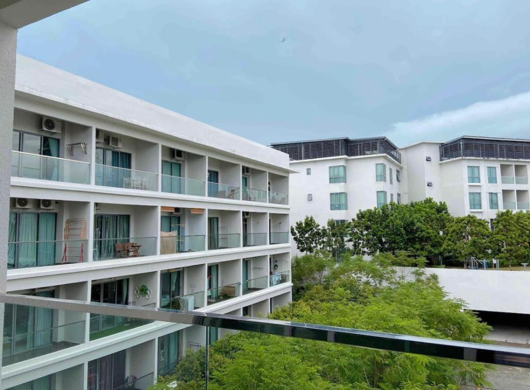 Staysee Homestay @ Imago Shopping Mall The Loft Kota Kinabalu Buitenkant foto